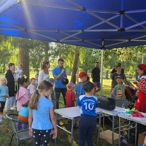 Rozprávkové stretnutie v mestskom parku - KNS - mestský park 10